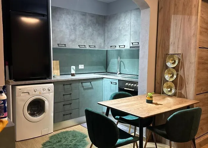 Delir Apartment *